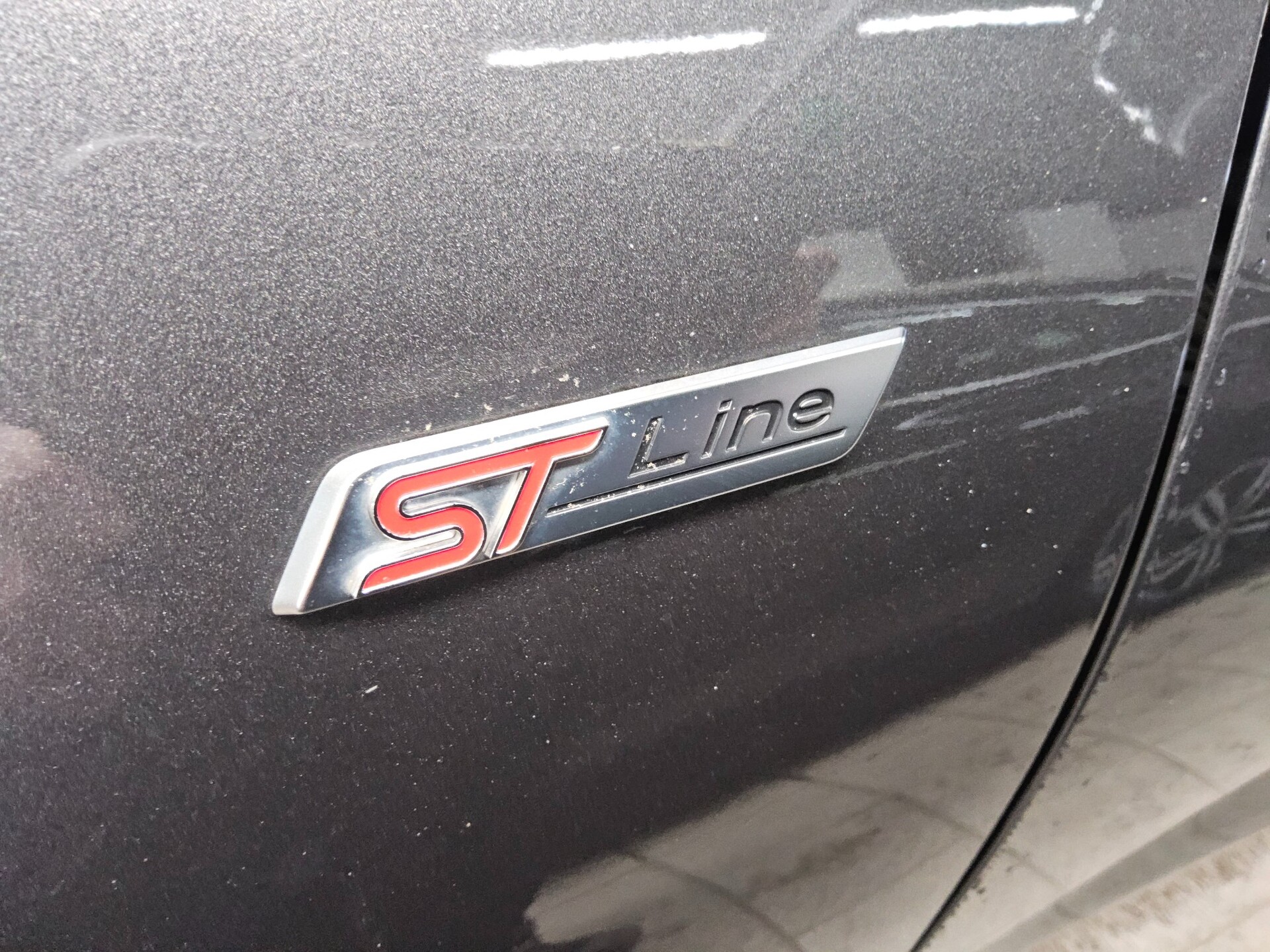 Ford Kuga 2.0 EB ST-Line Navi LED RfK ACC 4xSHZ 12