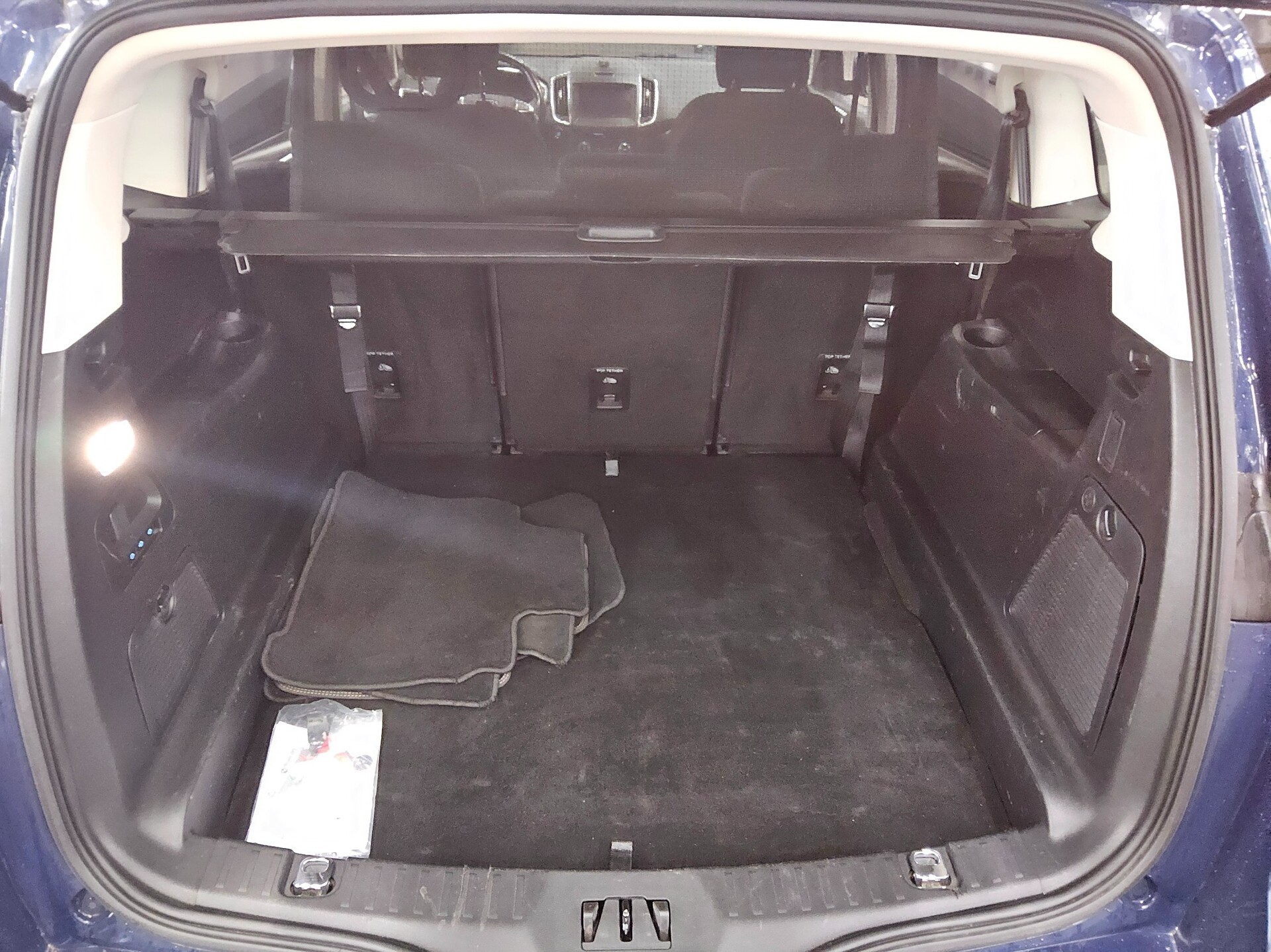 Ford S-Max 2.0 EB Titanium Navi LED RfK AHK DAB PDC 11