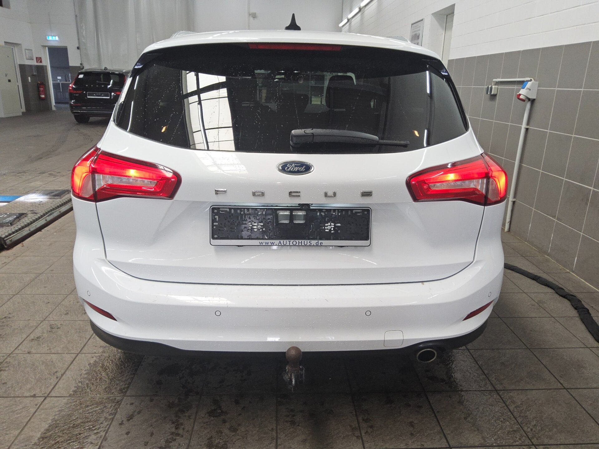 Ford Focus Turnier 1.5 EB Cool&Connect Navi LED AHK 10
