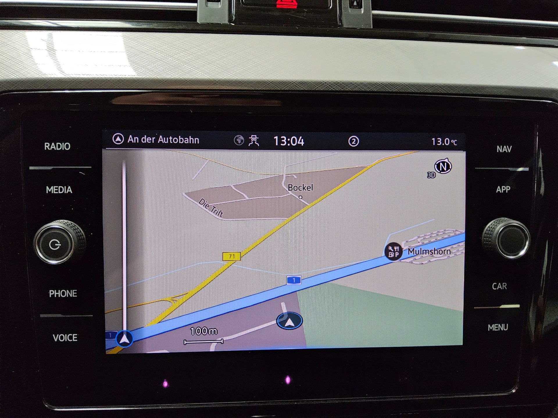 Volkswagen Passat Var. 2.0 TDI Business Navi LED RfK AHK 7