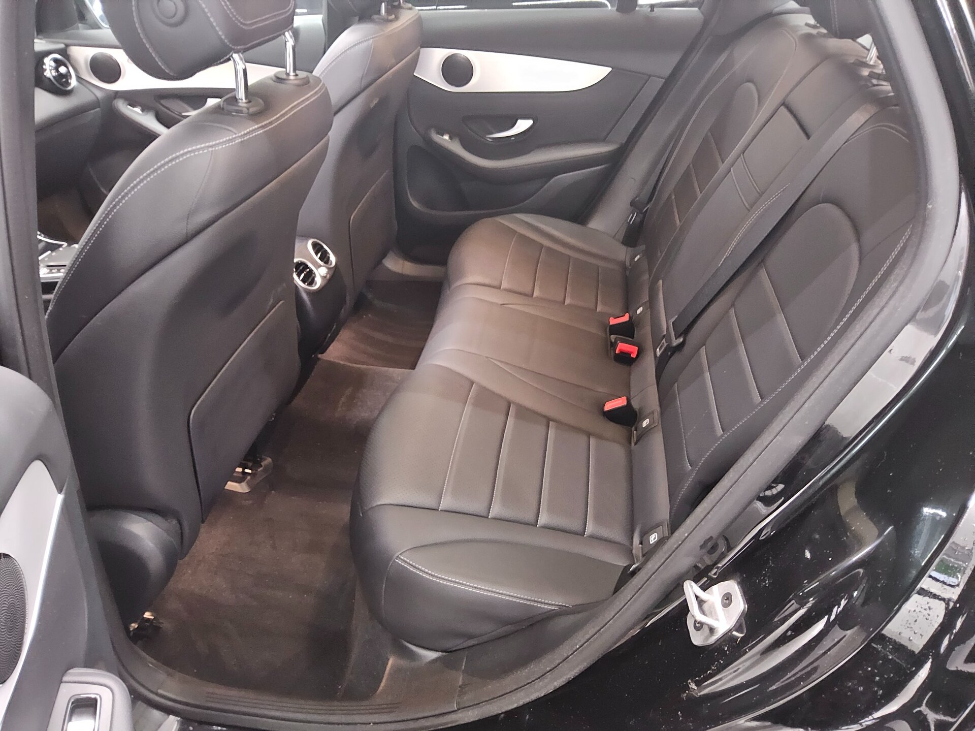 Mercedes-Benz GLC 300 d 4M Navi LED HuD Pano Sound RFK AHK 13