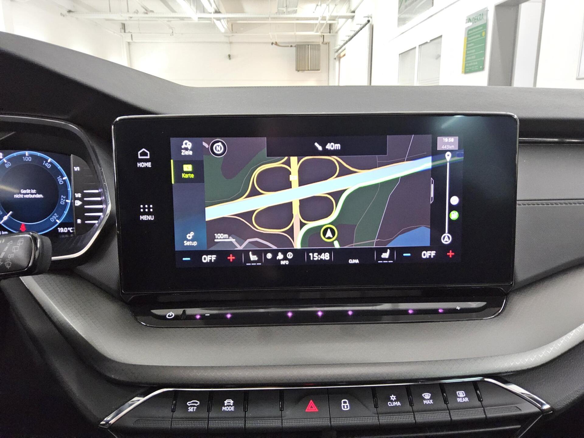 Skoda Octavia Kombi 2.0 TDI Ambition Navi LED vc Pano 7