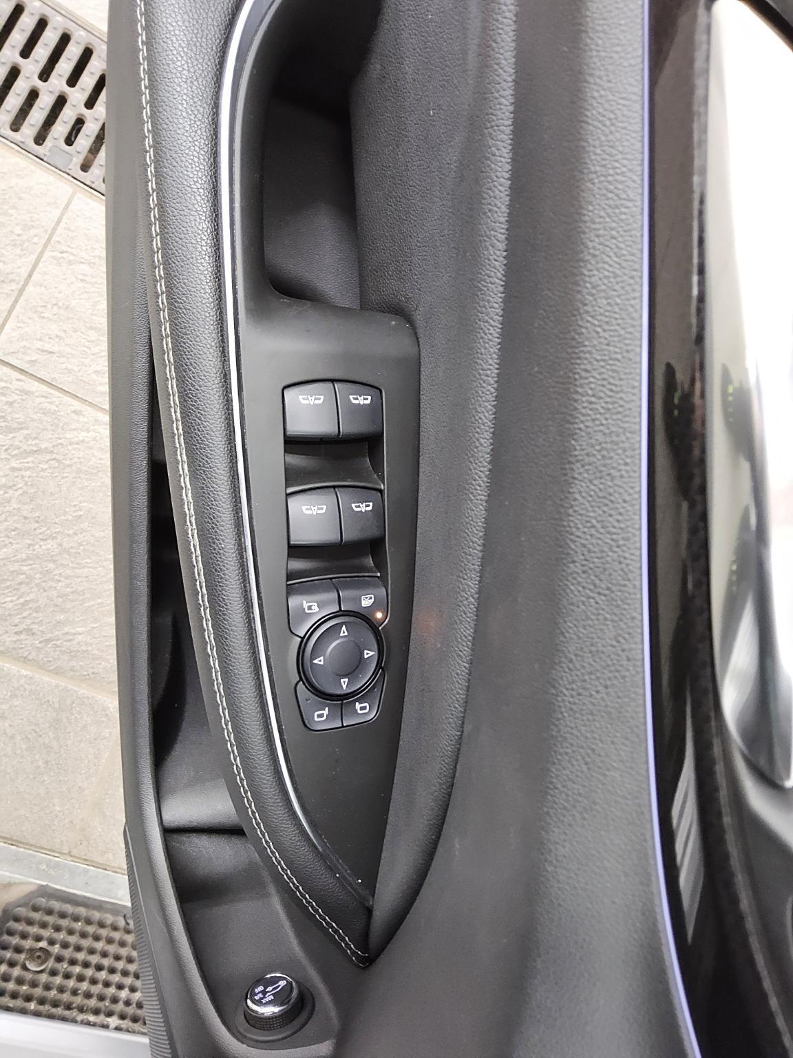 Opel Insignia ST 1.5 D Business Ed. Navi LED AHK PDC 9