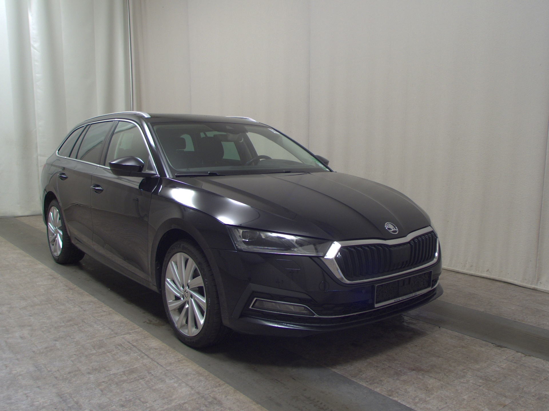 Skoda Octavia Kombi 1.4 TSI iV Style Navi HuD vc LED+ 3