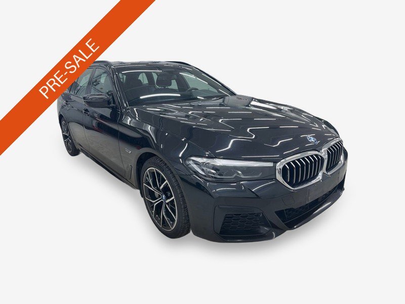 BMW 530e Touring M-Sport SPORTSITZE KLIMAAUT LED RADIO SHZ 2