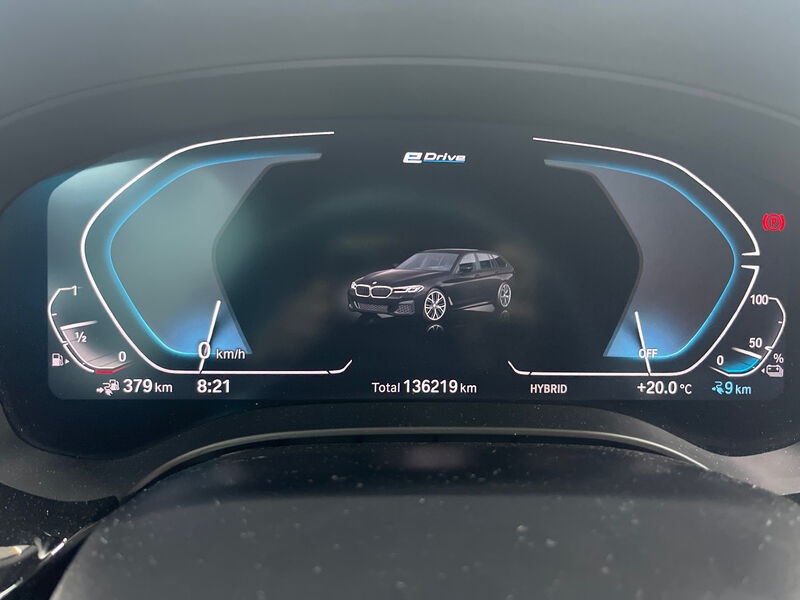 BMW 530e Touring M-Sport SPORTSITZE KLIMAAUT LED RADIO SHZ 6