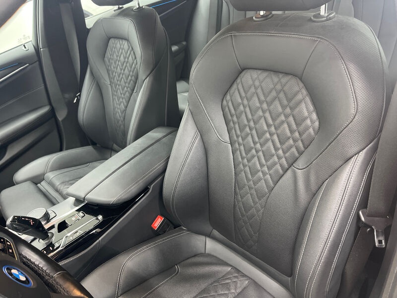 BMW 530e Touring M-Sport SPORTSITZE KLIMAAUT LED RADIO SHZ 10