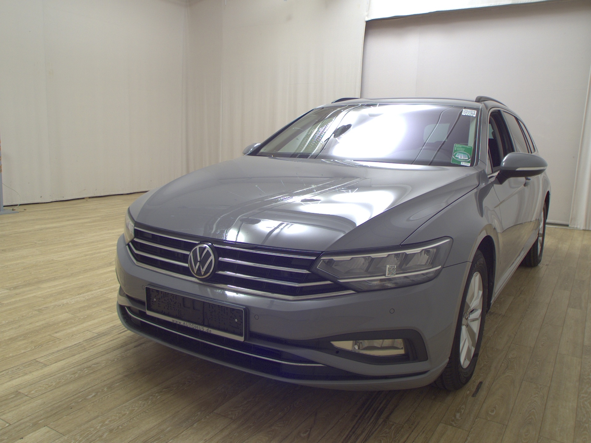 Volkswagen Passat Var. 2.0 TDI Business Navi LED AID RfK 2