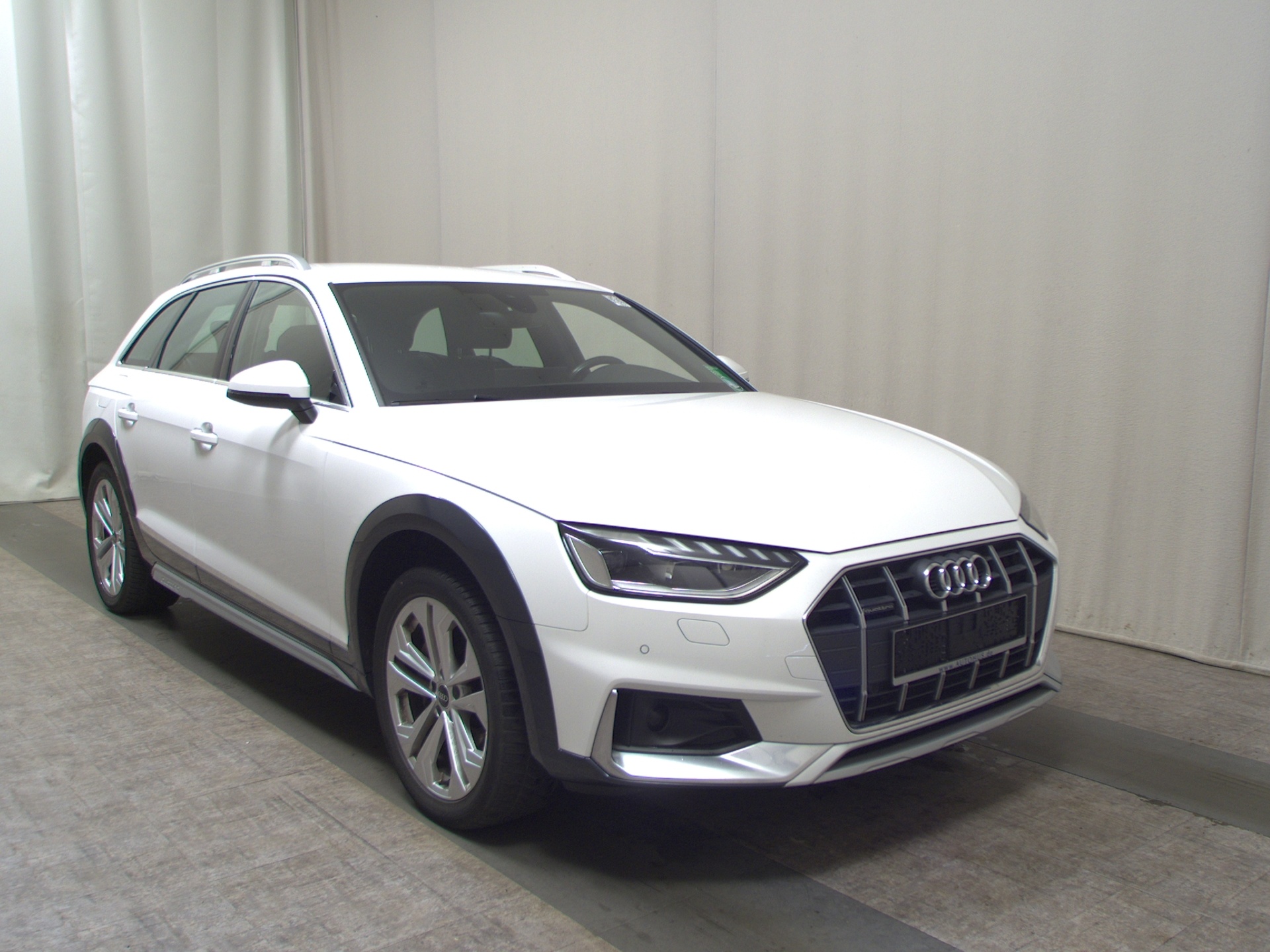 Audi A4 Allroad 40 TDI Qu. Navi+ vc LED AHK ACC RFK 3