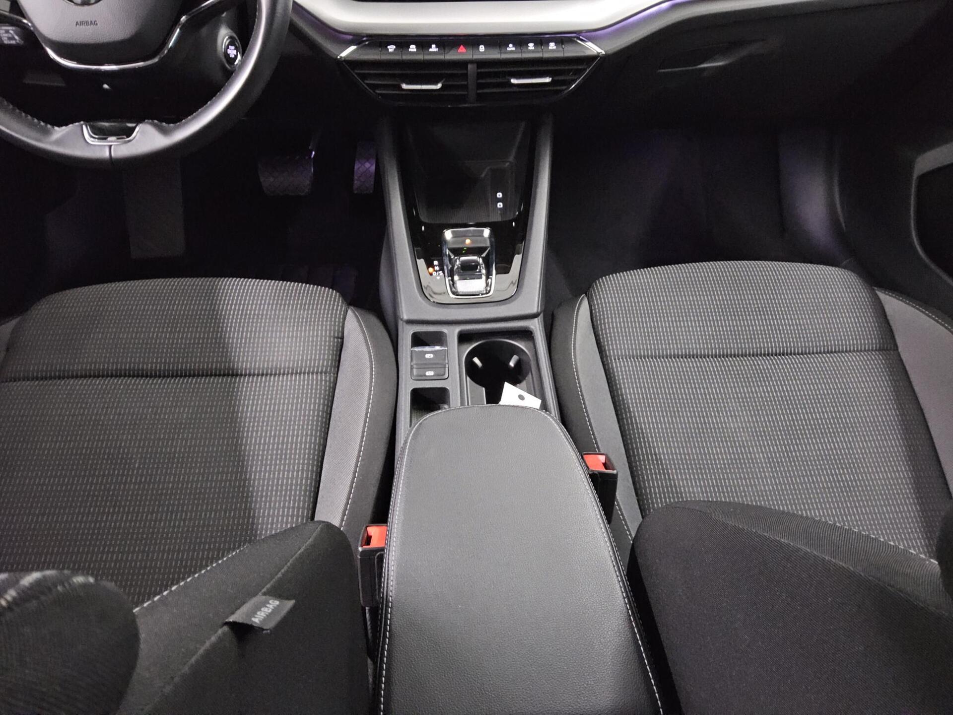 Skoda Octavia Kombi 2.0 TDI Ambition Navi LED AID Shz 6