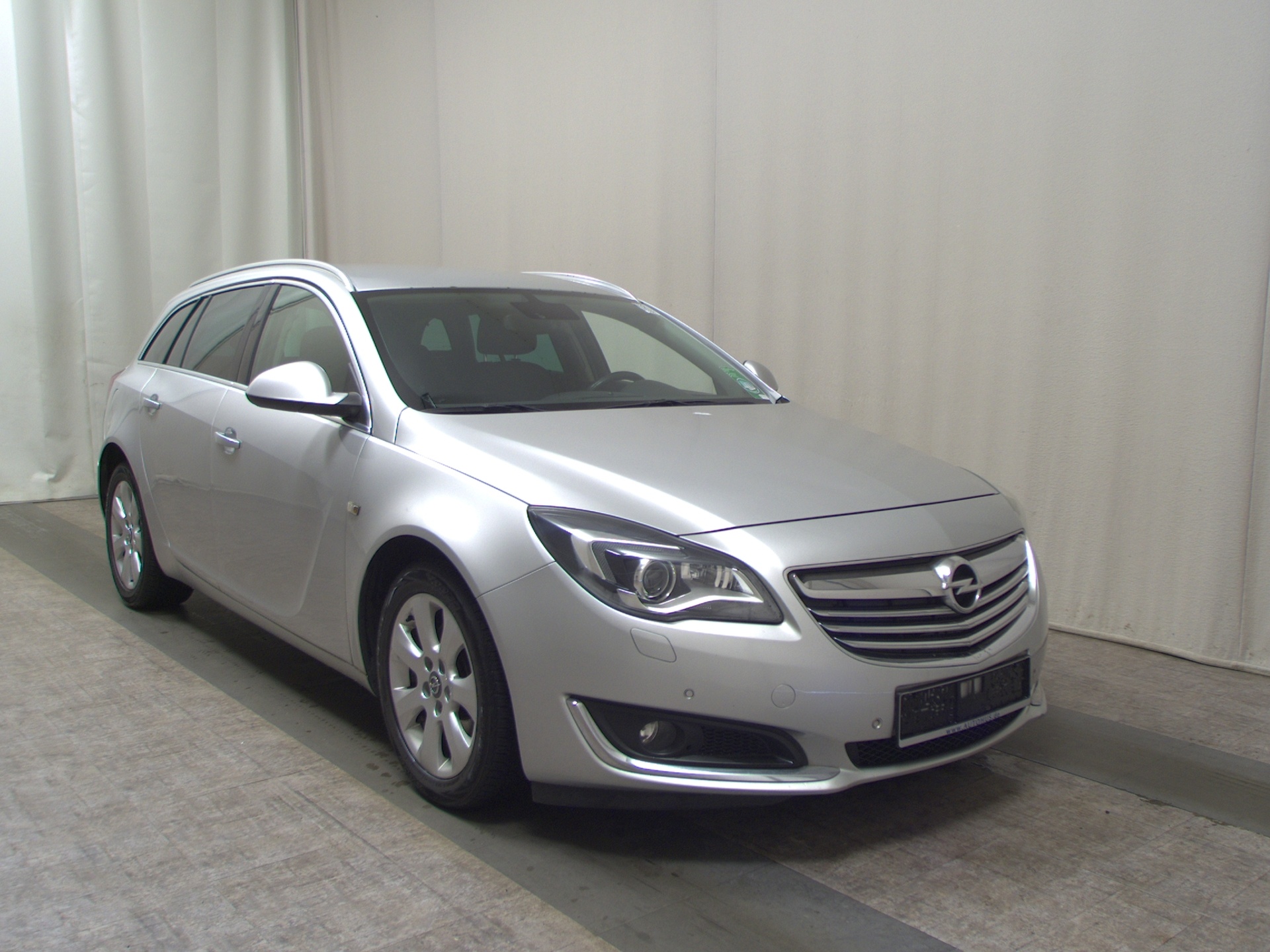 Opel Insignia ST 2.0 CDTI Innovation Navi HU 03/27 3