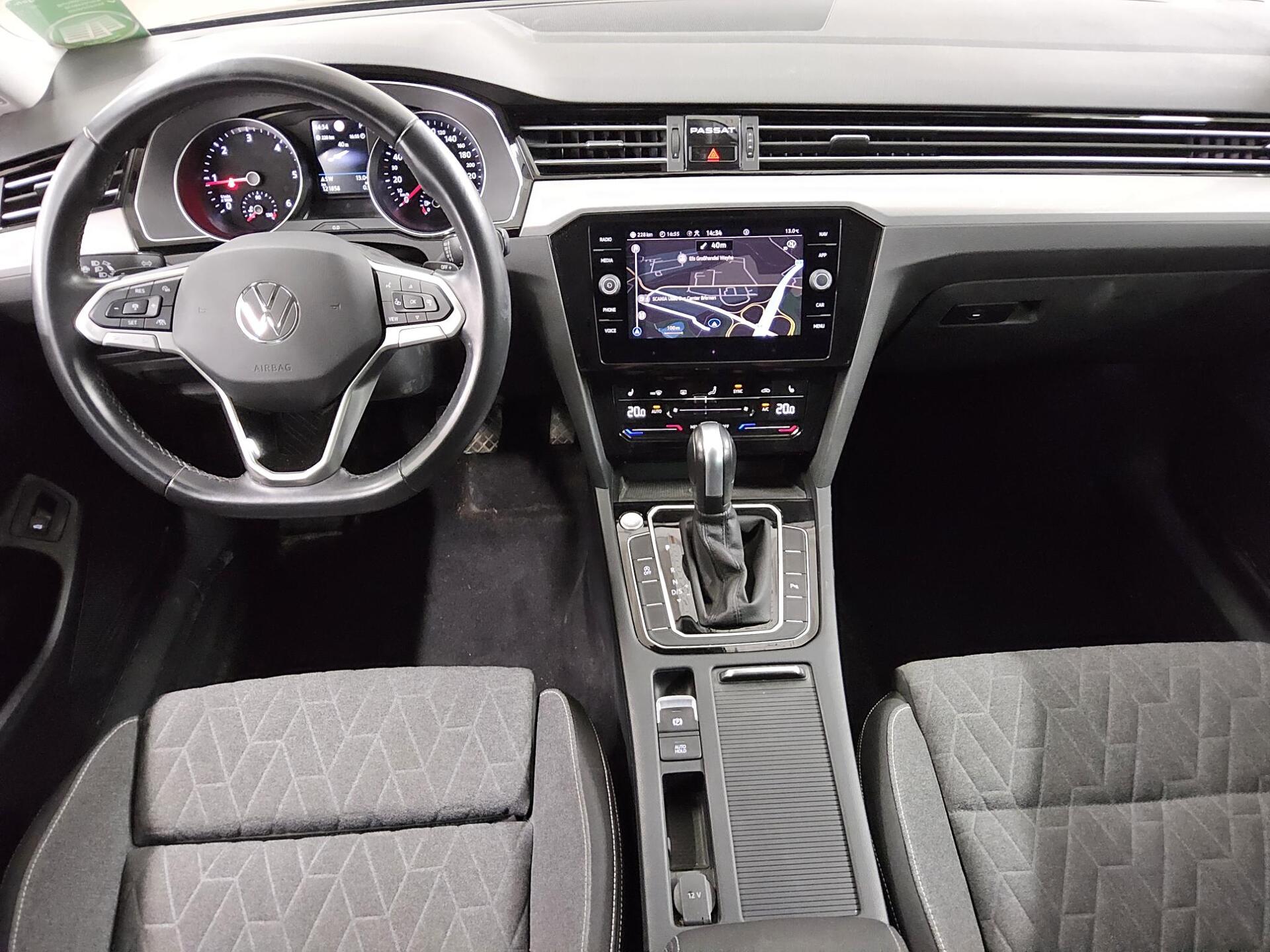 Volkswagen Passat Var. 2.0 TDI Business Navi LED RFK ACC 5