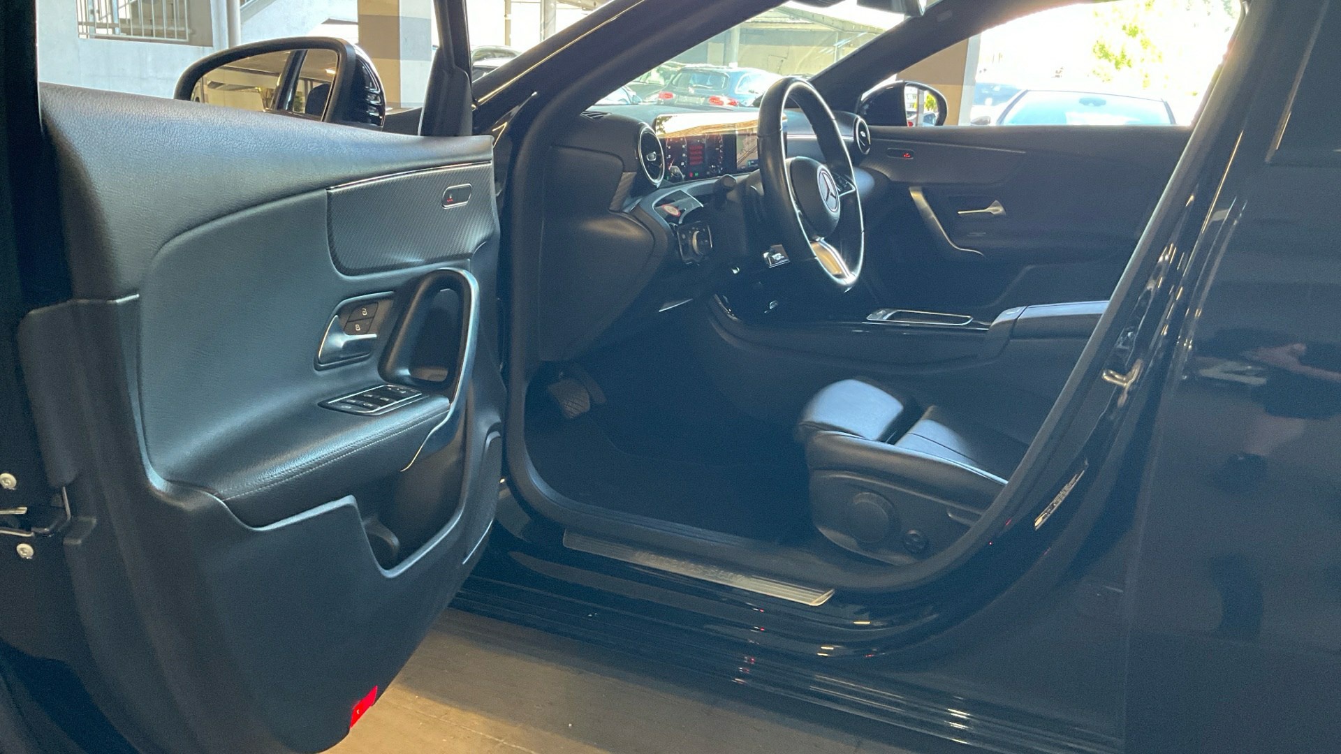 Mercedes-Benz A 250 e Progressive Leder Navi MB-LED Pano 7