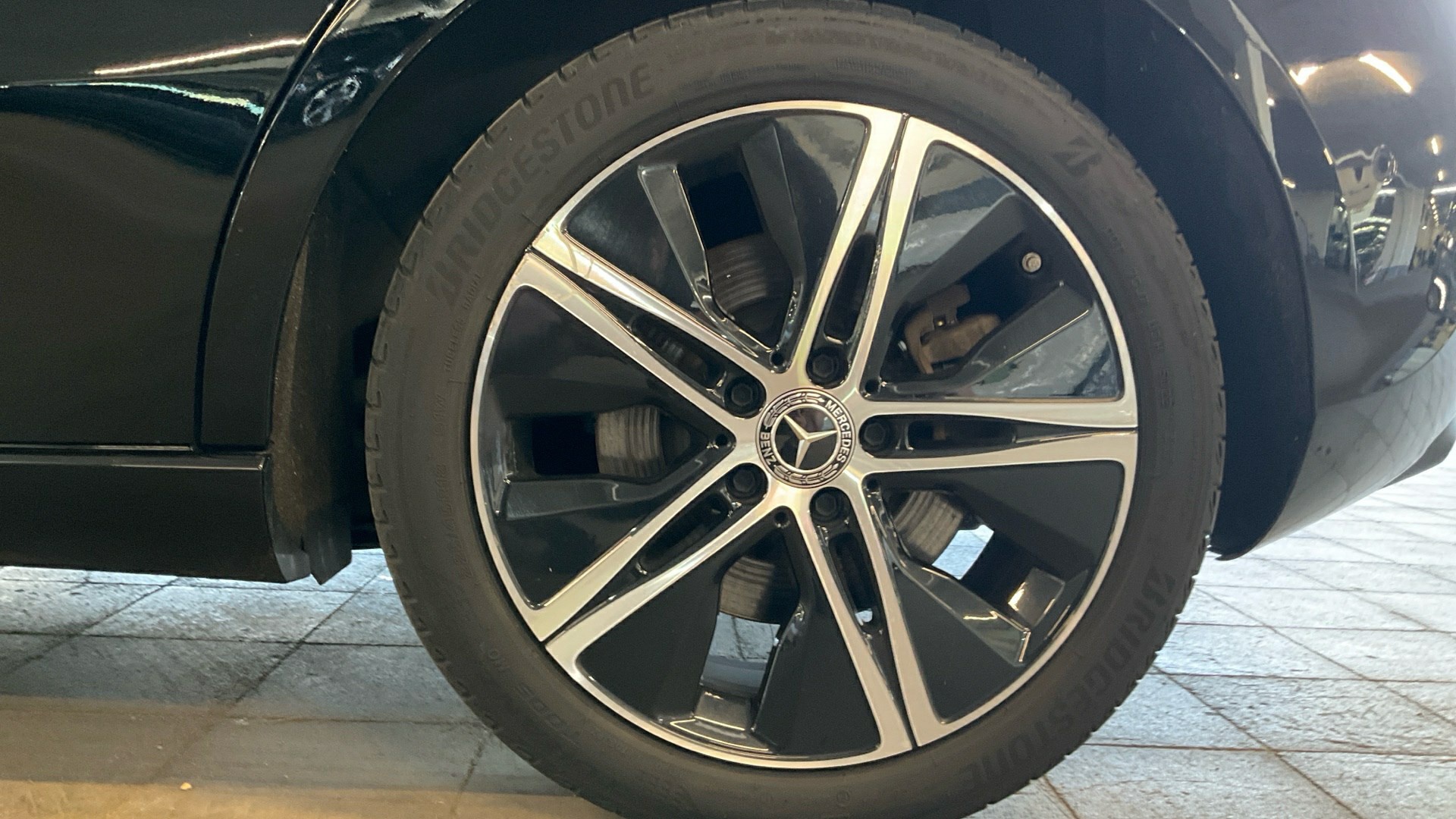 Mercedes-Benz A 250 e Progressive Leder Navi MB-LED Pano 12