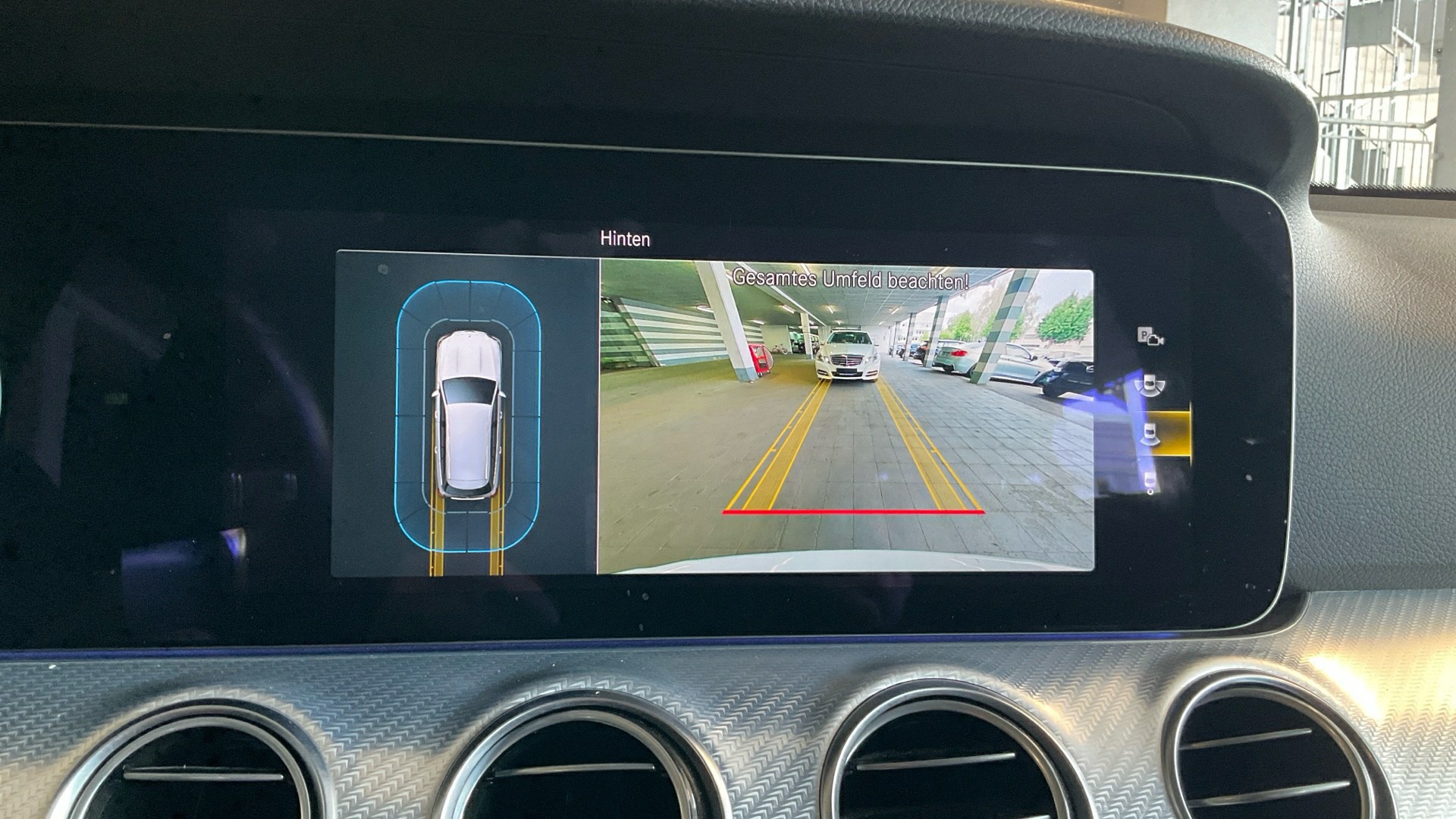 Mercedes-Benz E 300 T de Avantgarde T-Leder Navi LED Pano 10