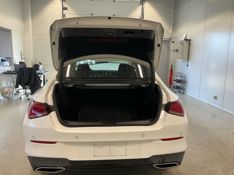 Mercedes-Benz CLA 200 d Progressive T-Leder Navi LED 12
