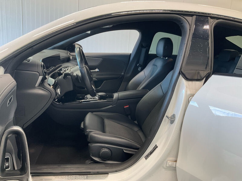 Mercedes-Benz CLA 200 d Progressive T-Leder Navi LED 6