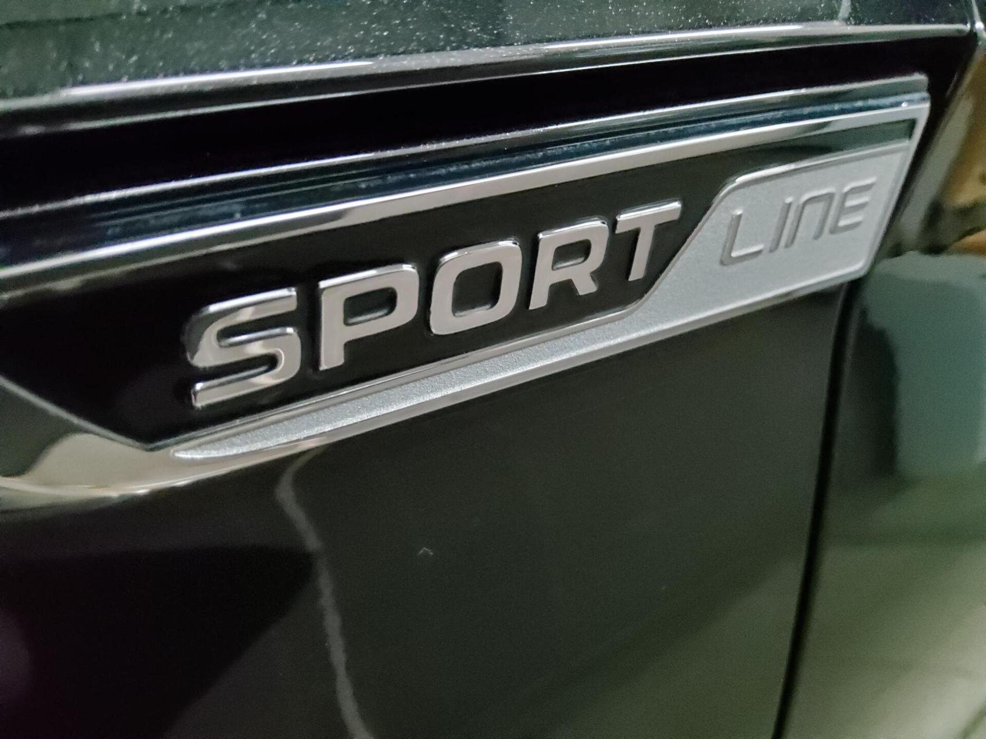 Skoda Superb Kombi 1.4 TSI iV SportLine Navi LED RFK 11