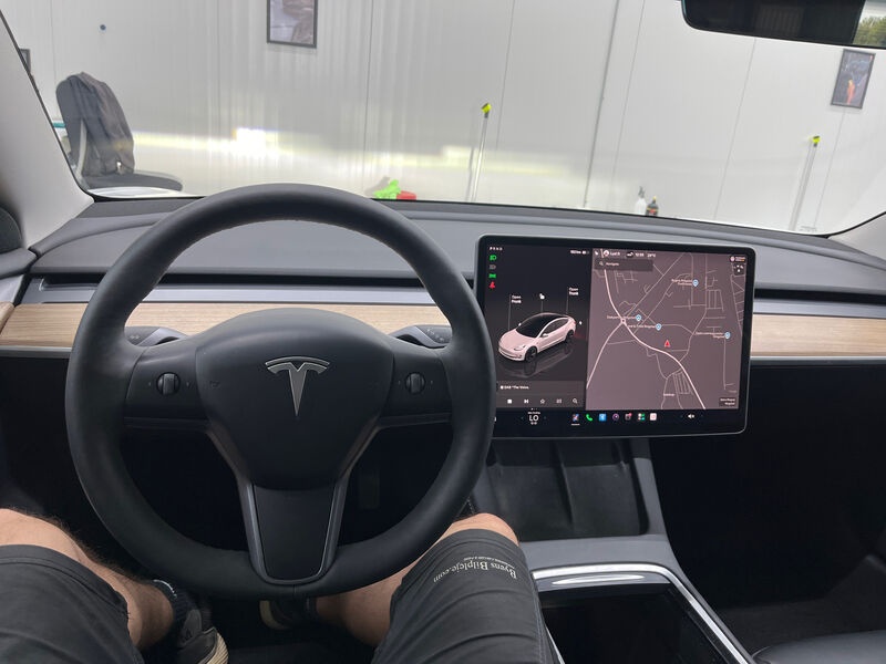 Tesla Model 3 Leder Navi LED Shz 6
