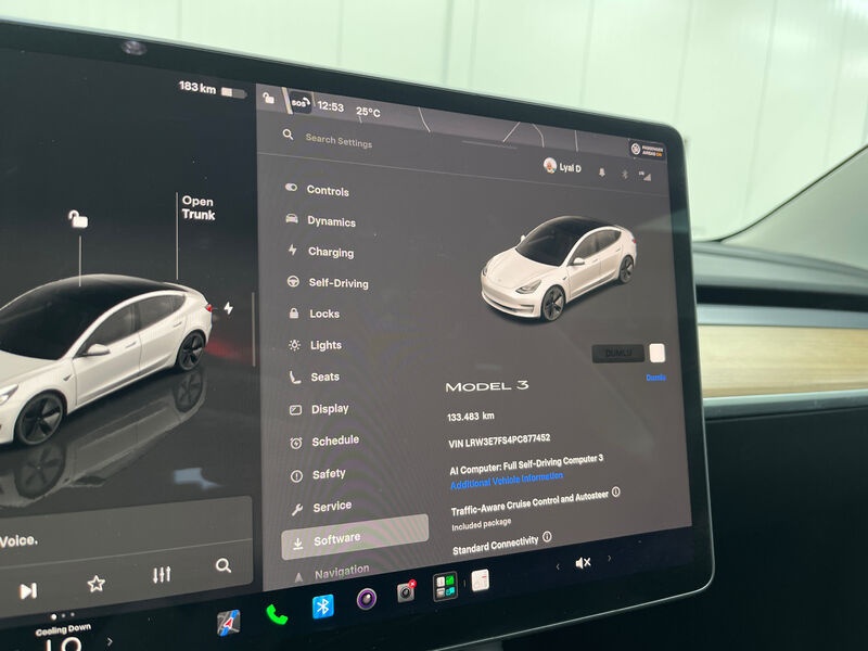 Tesla Model 3 Leder Navi LED Shz 9