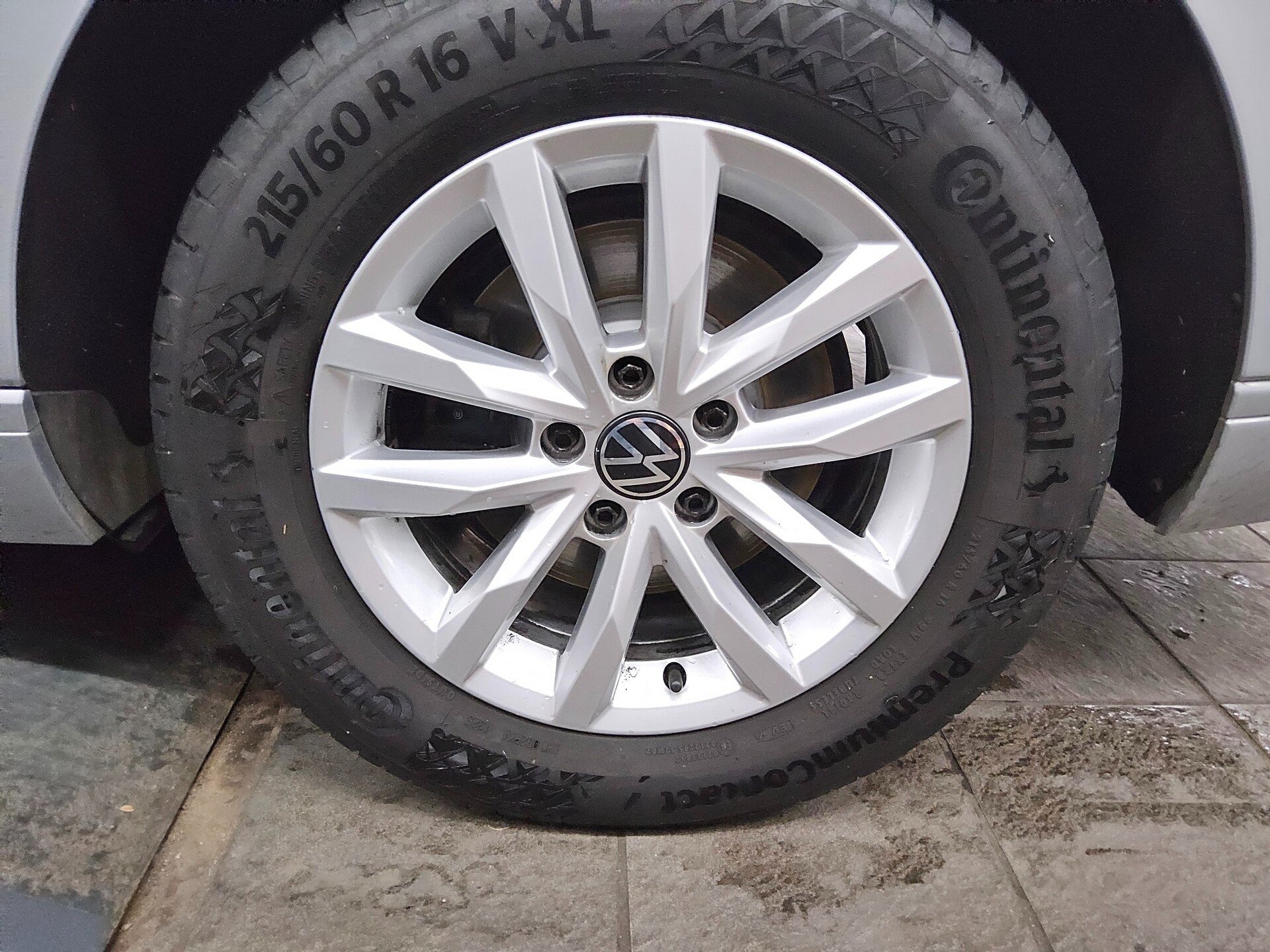 Volkswagen Passat Var. 2.0 TDI Business Navi LED AID RfK 11
