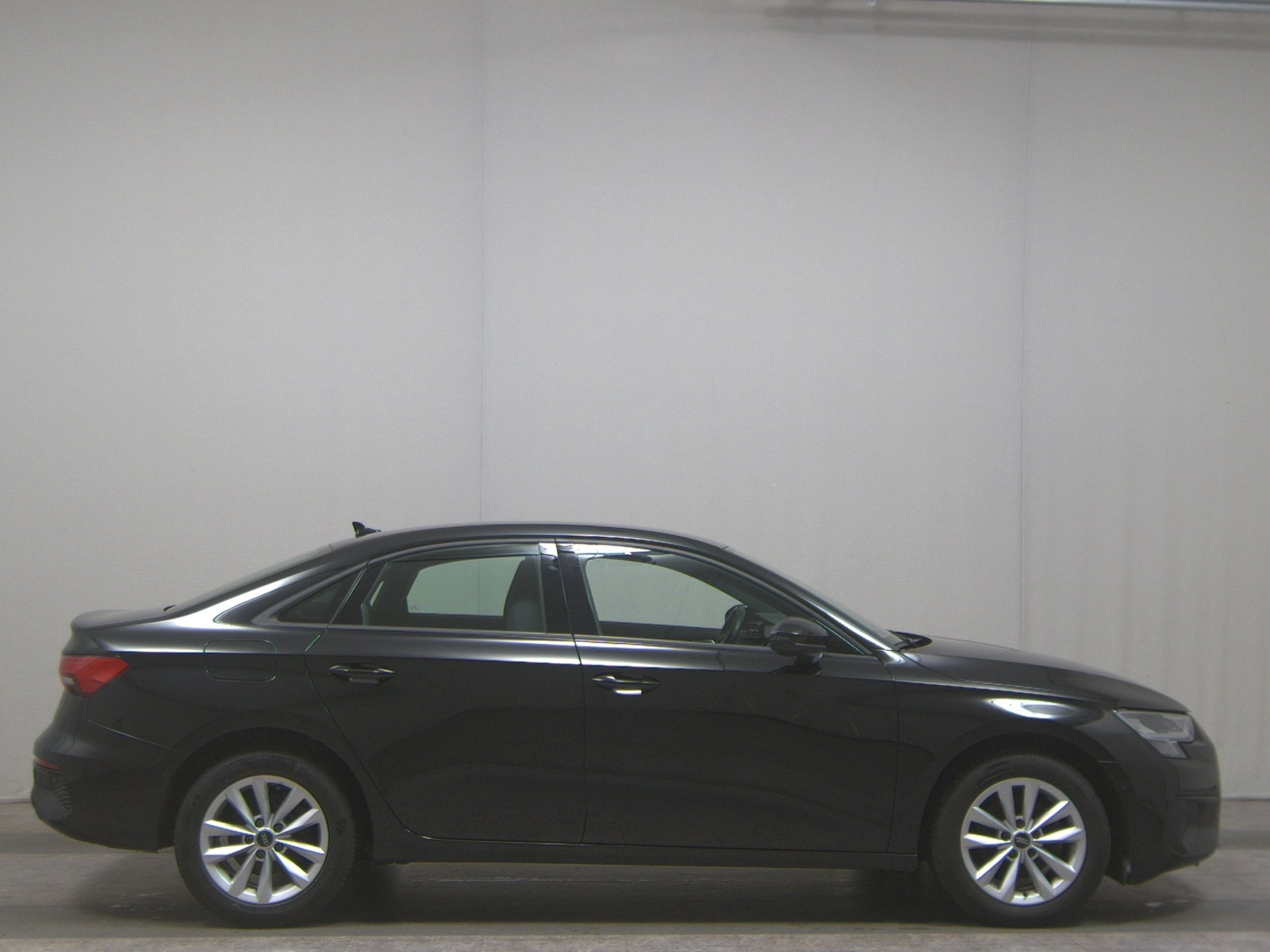 Audi A3 Lim. 30 TFSI Navi LED Virtual AHK SHZ