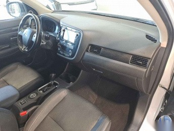 Mitsubishi Outlander 7-SITZER LEDER SHZ NAVI XENON 5