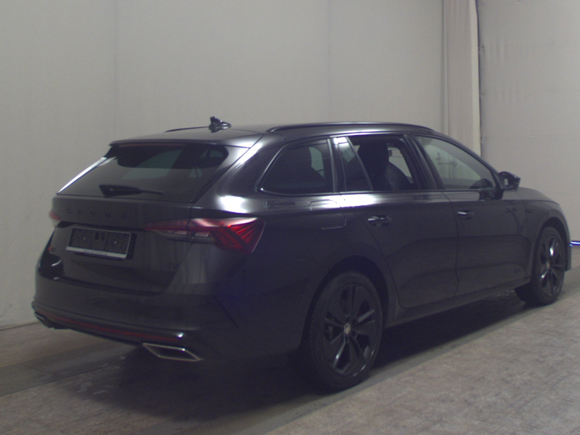 Skoda Octavia Kombi 1.4 TSI iV RS Navi LED HuD Canton 4