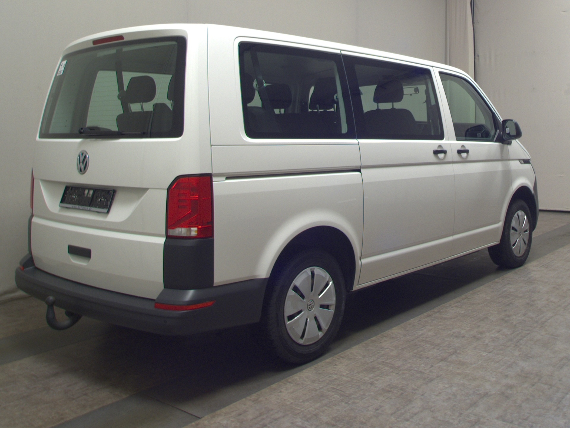 Volkswagen T6.1 Kombi 2.0 TDI 8-Sitze Navi AHK Tempomat 4