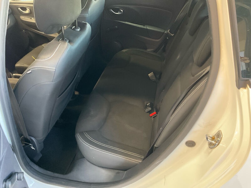 Renault Clio Grandtour 0.9 TCe RADIO TEMPO 11