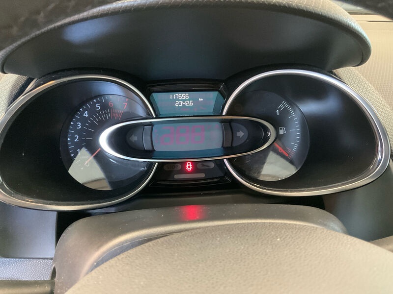 Renault Clio Grandtour 0.9 TCe RADIO TEMPO 7