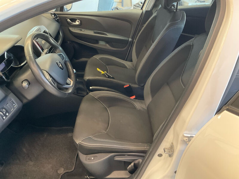 Renault Clio Grandtour 0.9 TCe RADIO TEMPO 10