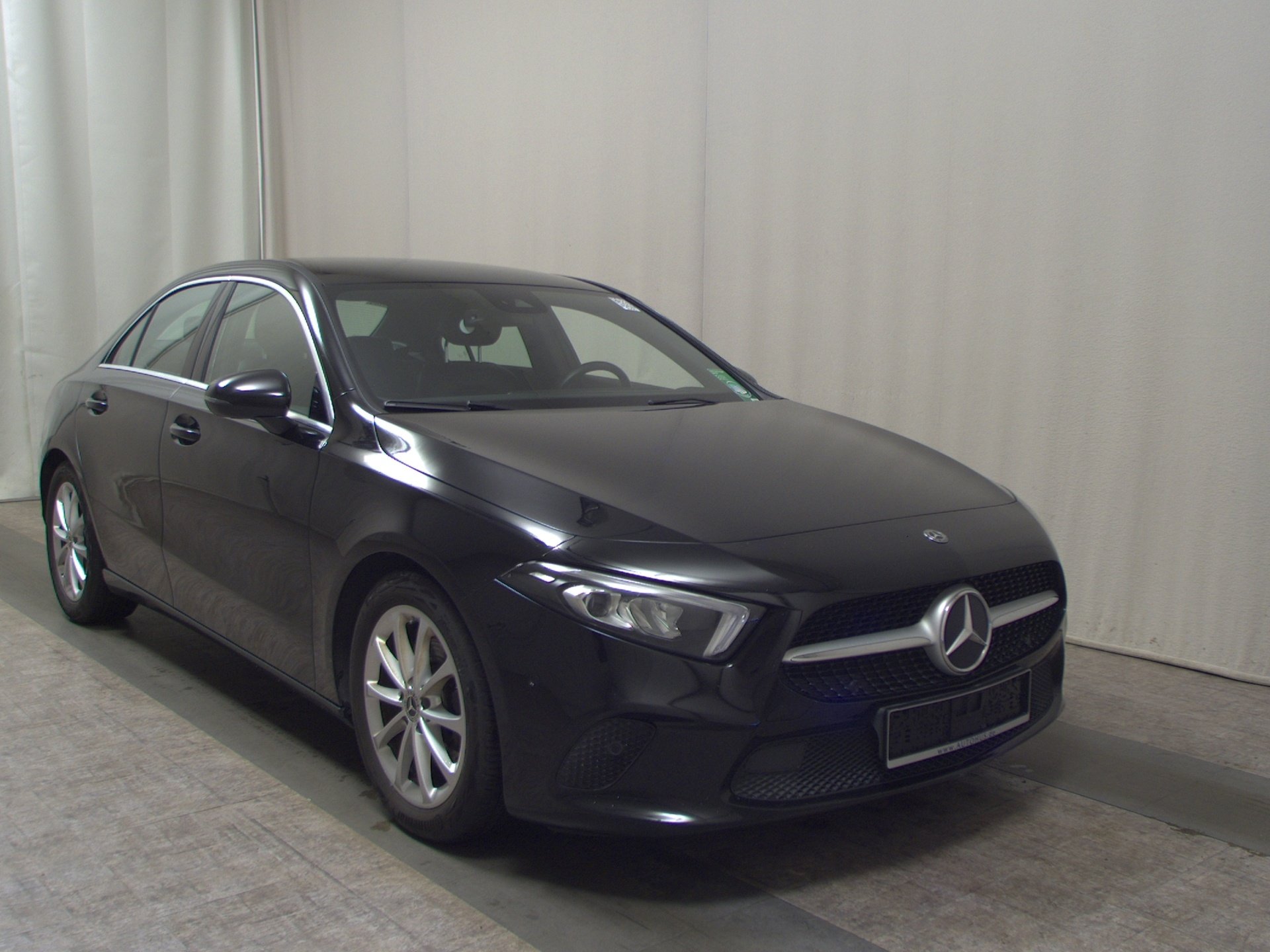 Mercedes-Benz A 220 d 3
