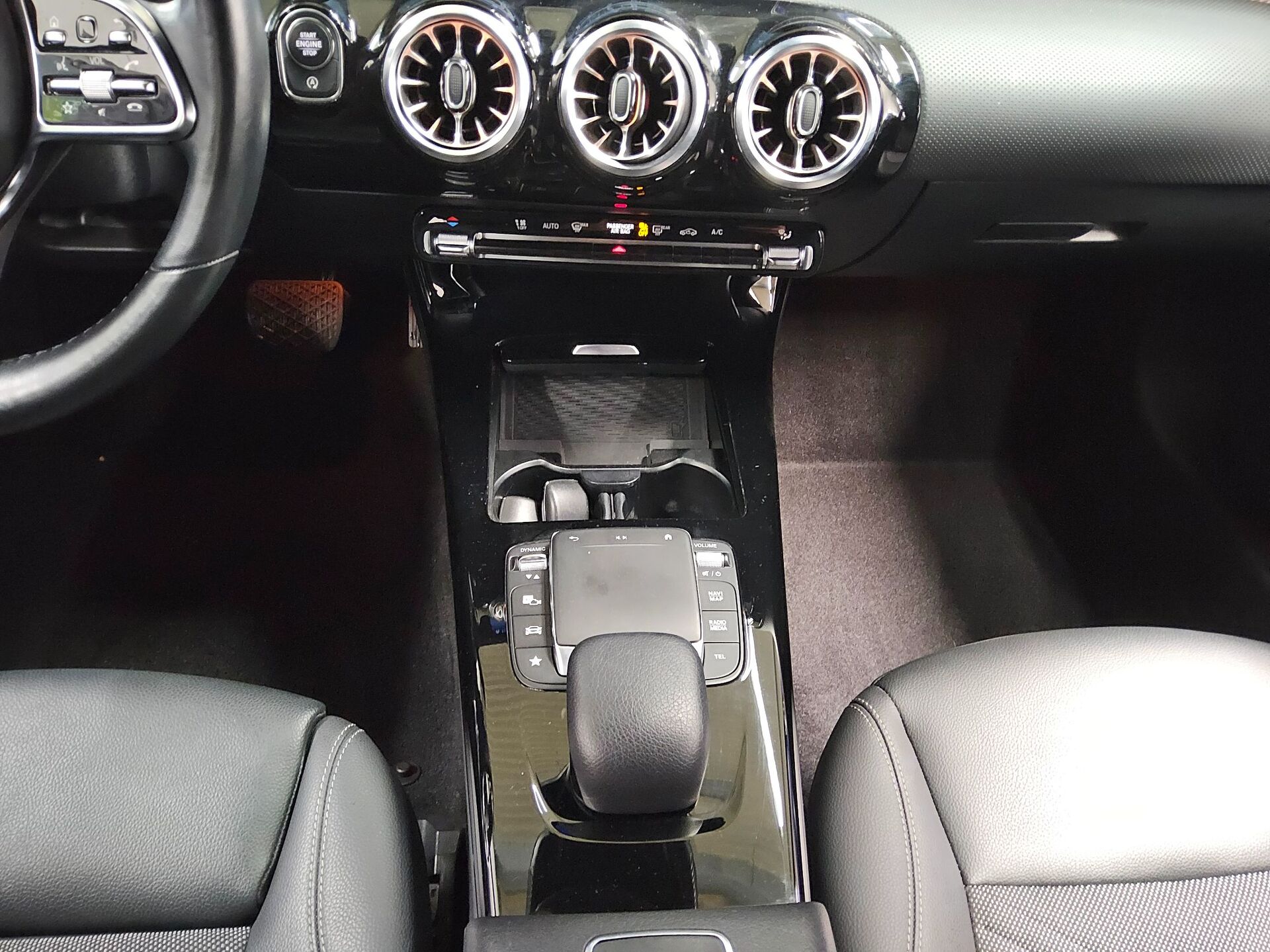 Mercedes-Benz CLA 200 SB d Progressive T-Leder Navi LED MBUX high 6