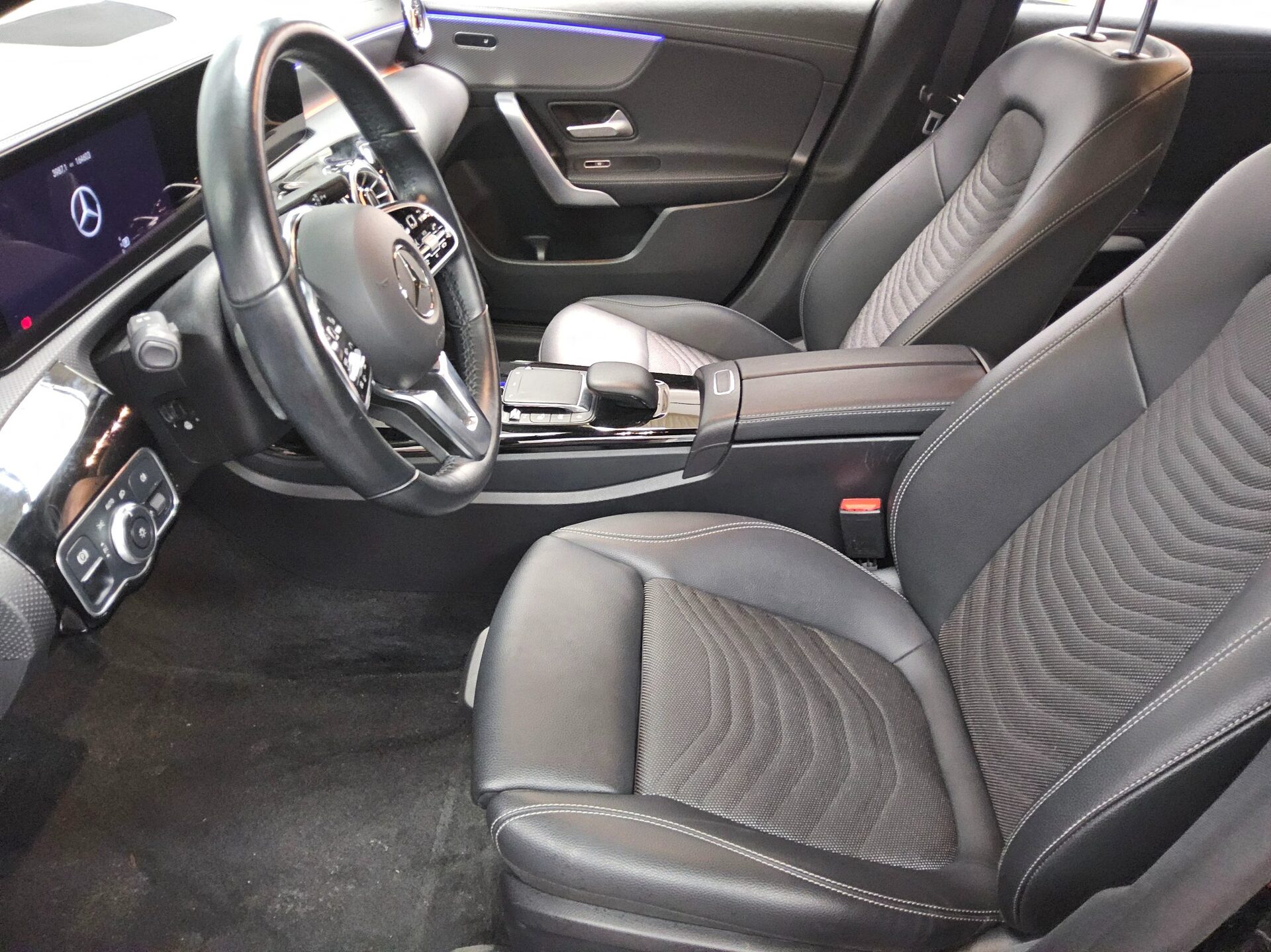 Mercedes-Benz CLA 200 SB d Progressive T-Leder Navi LED MBUX high 9