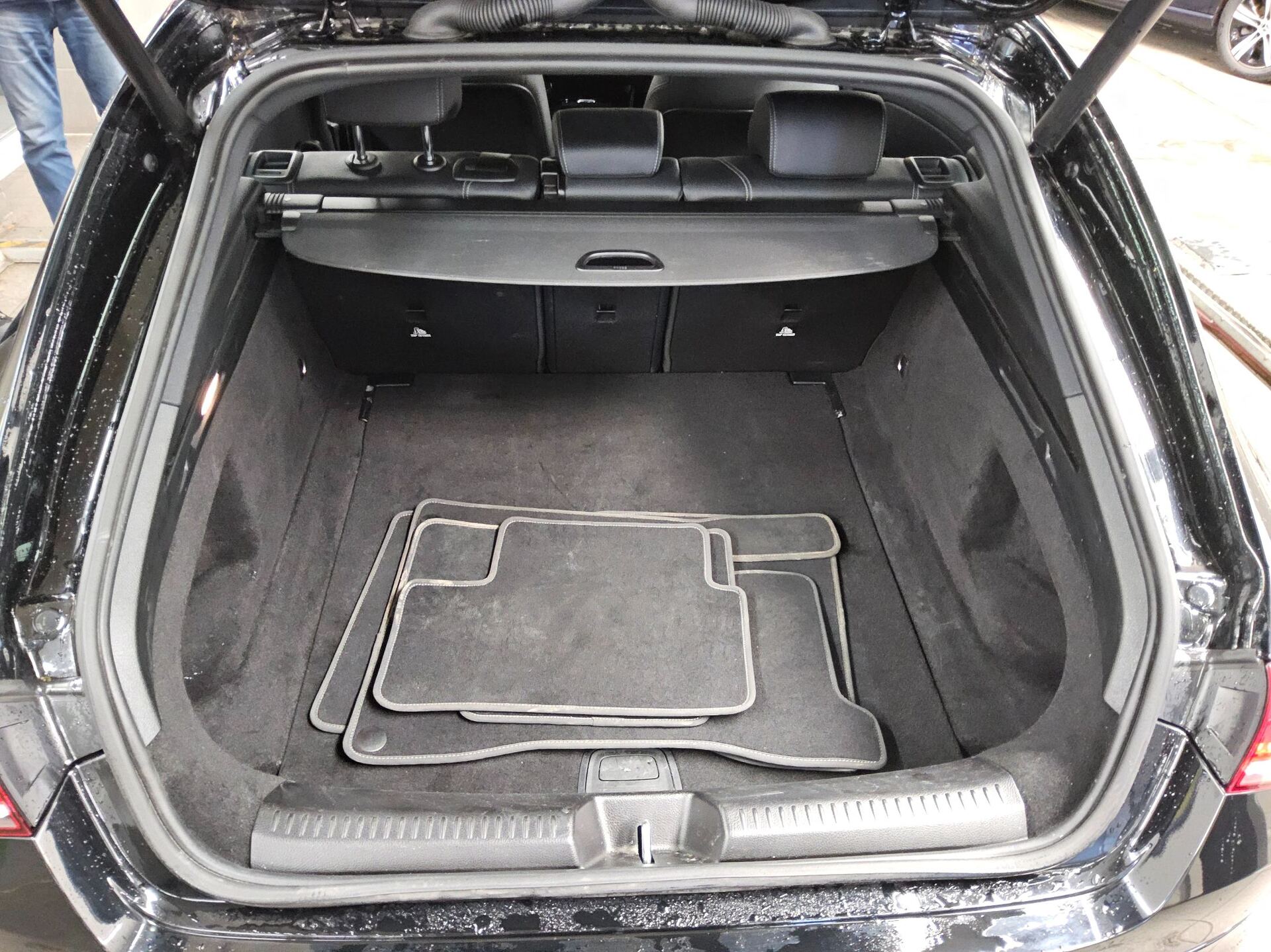 Mercedes-Benz CLA 200 SB d Progressive T-Leder Navi LED MBUX high 12