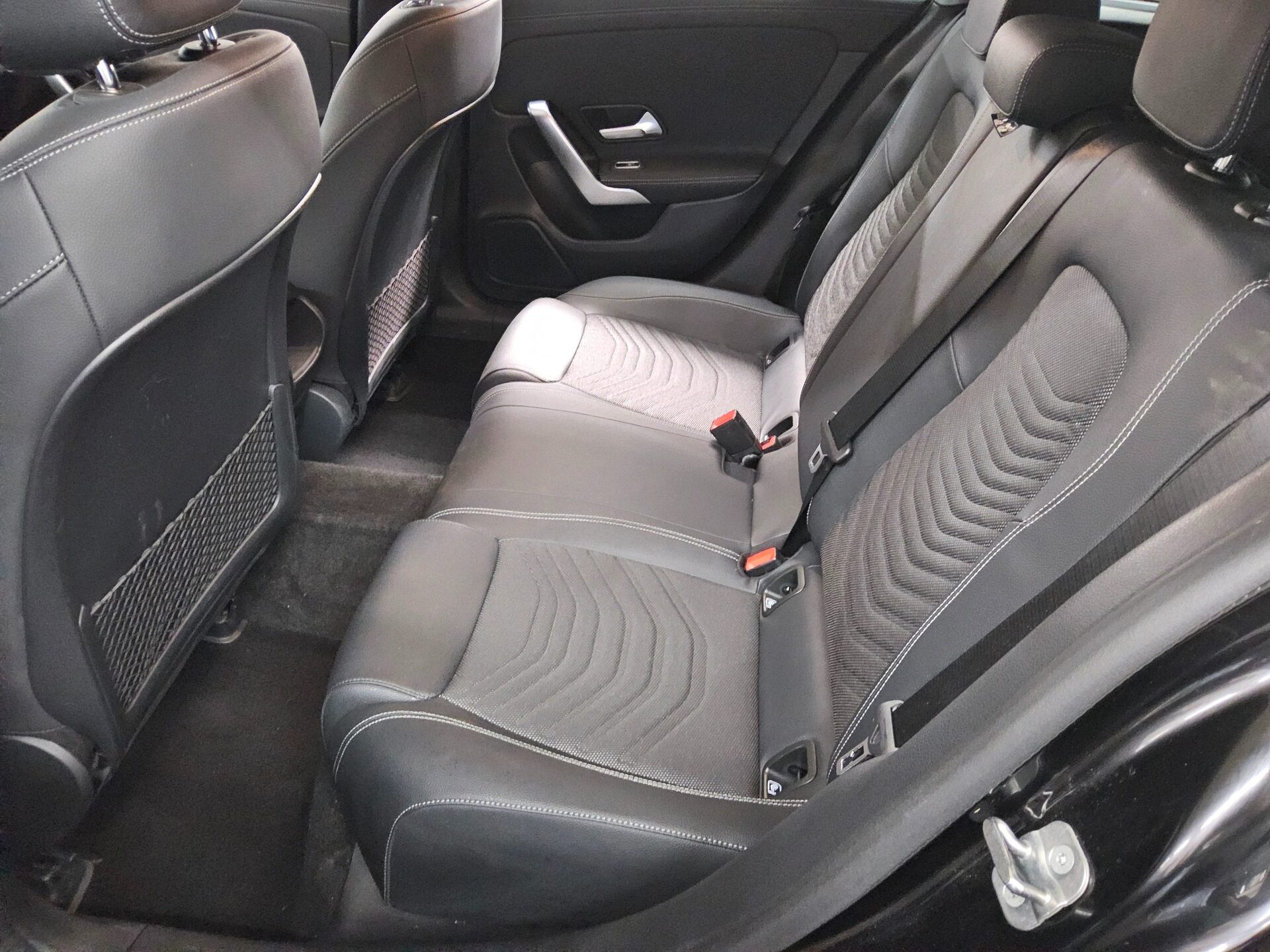 Mercedes-Benz CLA 200 SB d Progressive T-Leder Navi LED MBUX high 13
