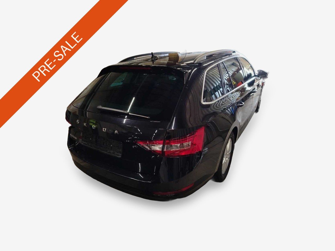 Skoda Superb Kombi 2.0 TDI Ambition NAVI LED 4xSHZ AHK 4