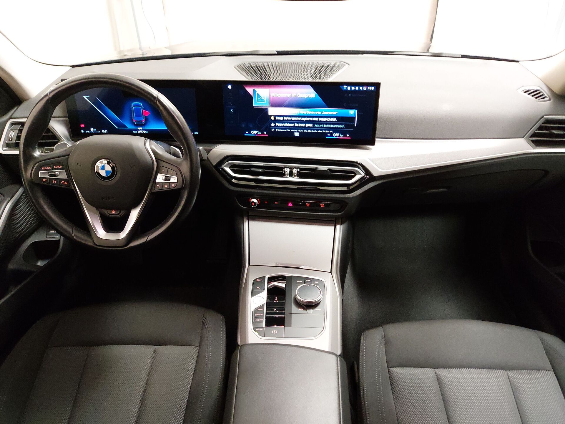 BMW 320d xDr M-Sport NAVI LED SHZ PDC 12