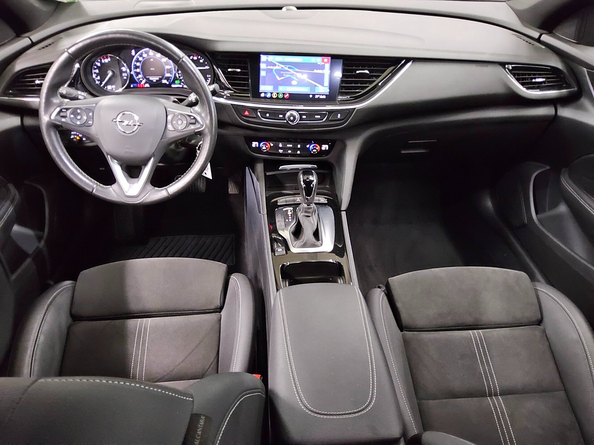 Opel Insignia ST 1.5 D Elegance Navi LED T-Leder 5