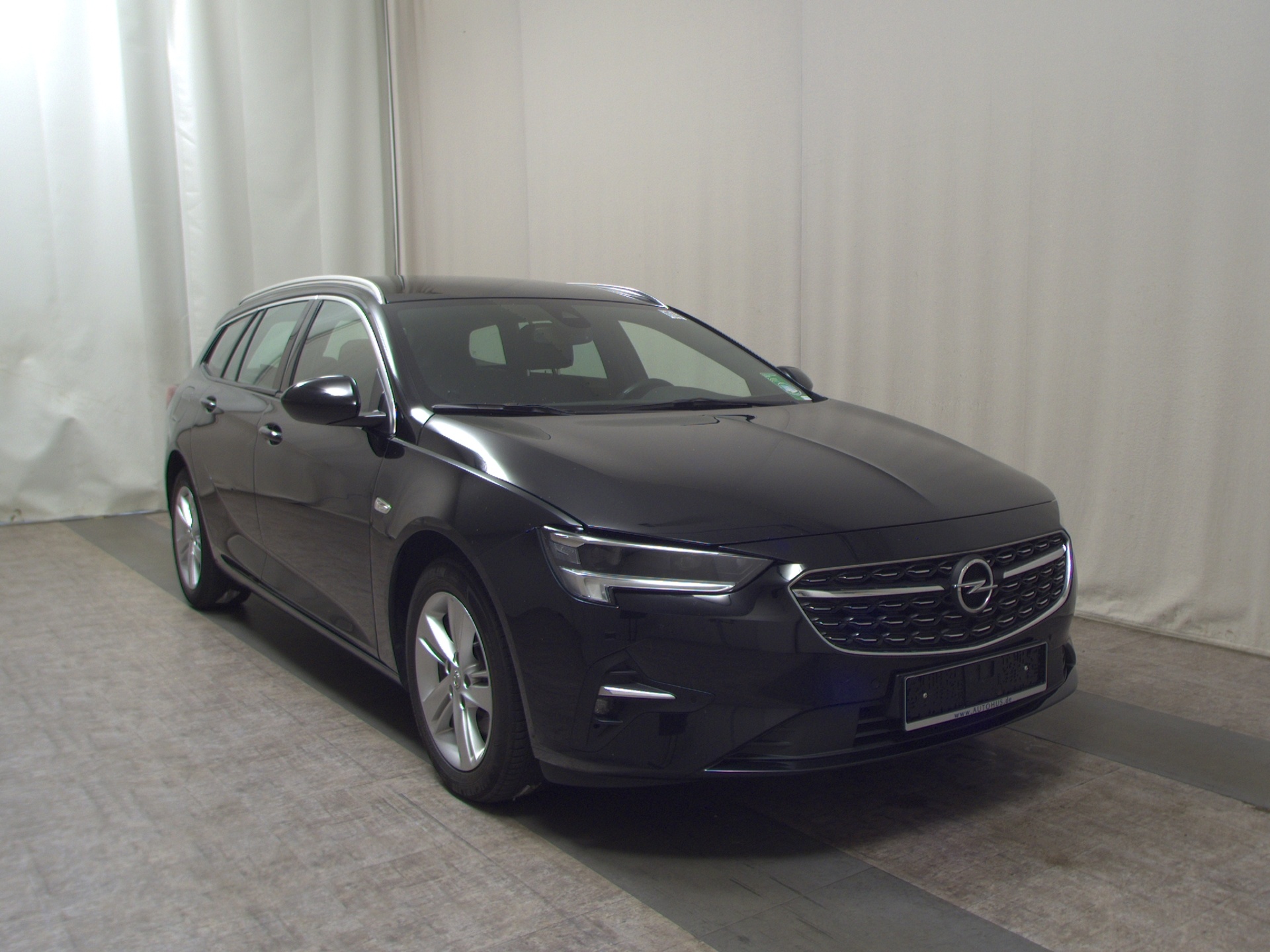 Opel Insignia ST 1.5 D Elegance Navi LED T-Leder 3