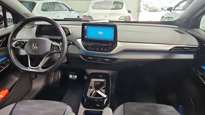 Volkswagen ID.4 NAVI KLIMAAUT LED SHZ PDC 5