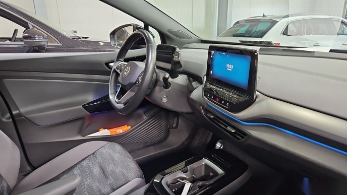 Volkswagen ID.4 NAVI KLIMAAUT LED SHZ PDC 6