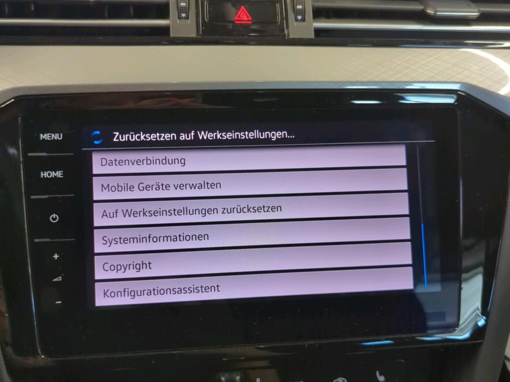 Volkswagen Passat 2.0 TDI Business Navi LED AID AHK 10