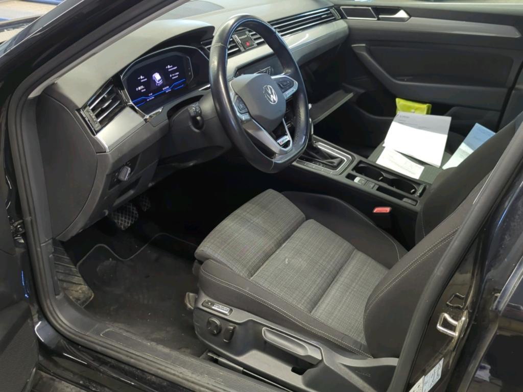 Volkswagen Passat 2.0 TDI Business Navi LED AID AHK 5