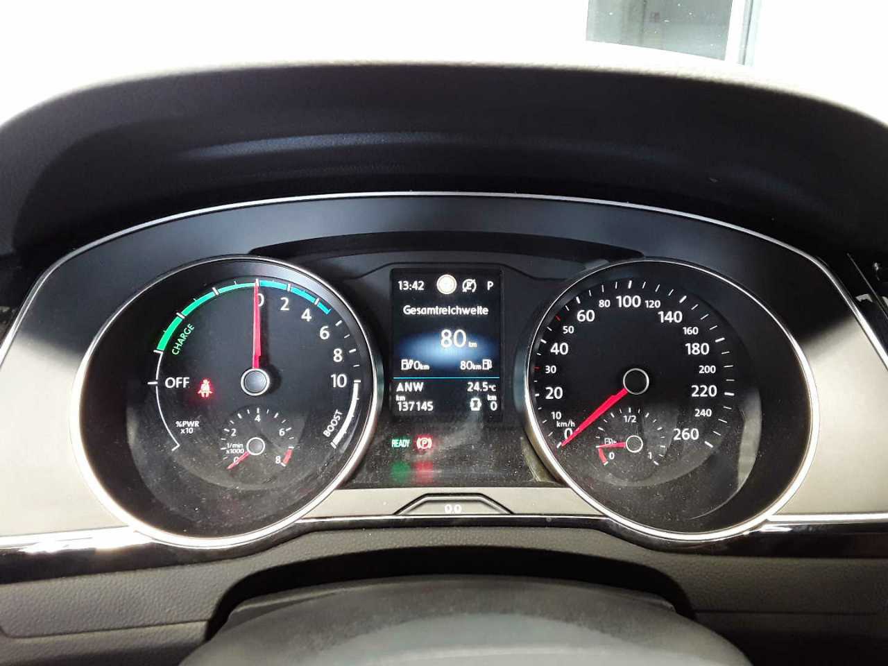 Volkswagen Passat Variant GTE 1.4 TSI LEDER NAVI KLIMAAUT LED SHZ 10