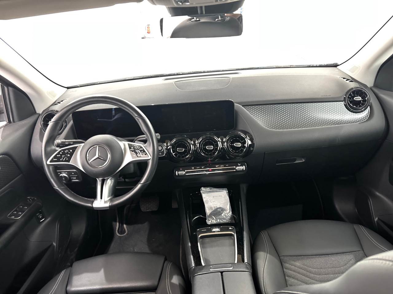 Mercedes-Benz GLA 180 d NAVI KLIMAAUT LED SHZ KAMERA 5