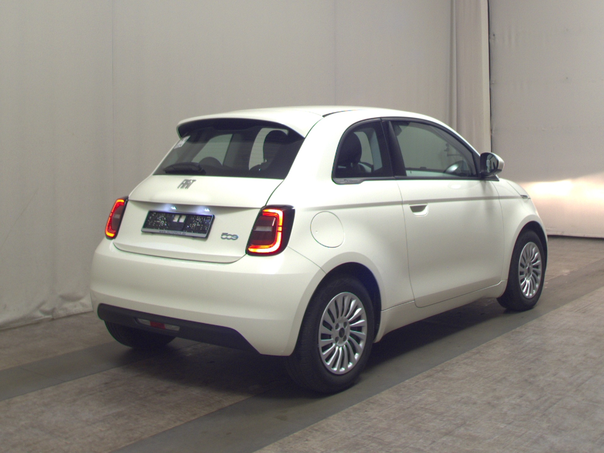 Fiat 500e 4