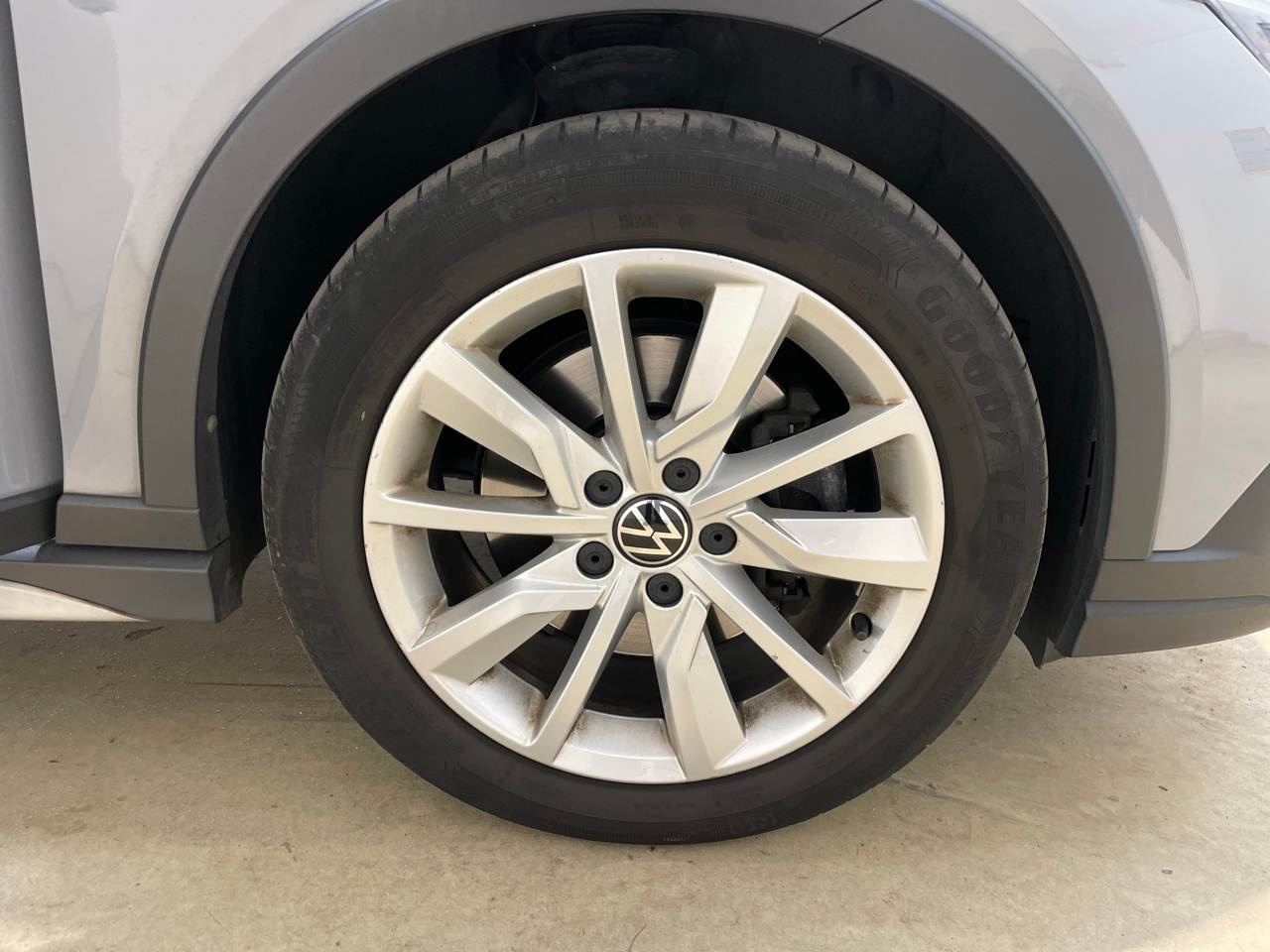 Volkswagen Golf Alltrack 2.0 TDI 4M KLIMAAUT LED PANO SHZ AHK 12