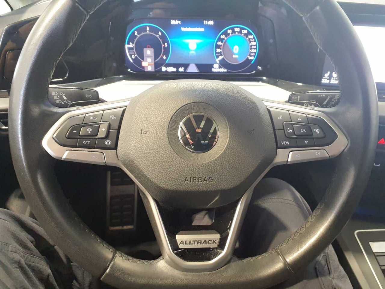 Volkswagen Golf Alltrack 2.0 TDI 4M KLIMAAUT LED PANO SHZ AHK 8
